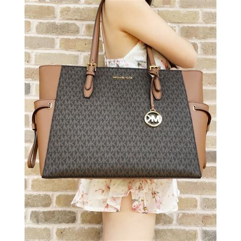 michael kors gilly large tote bag|mk gilly tote.